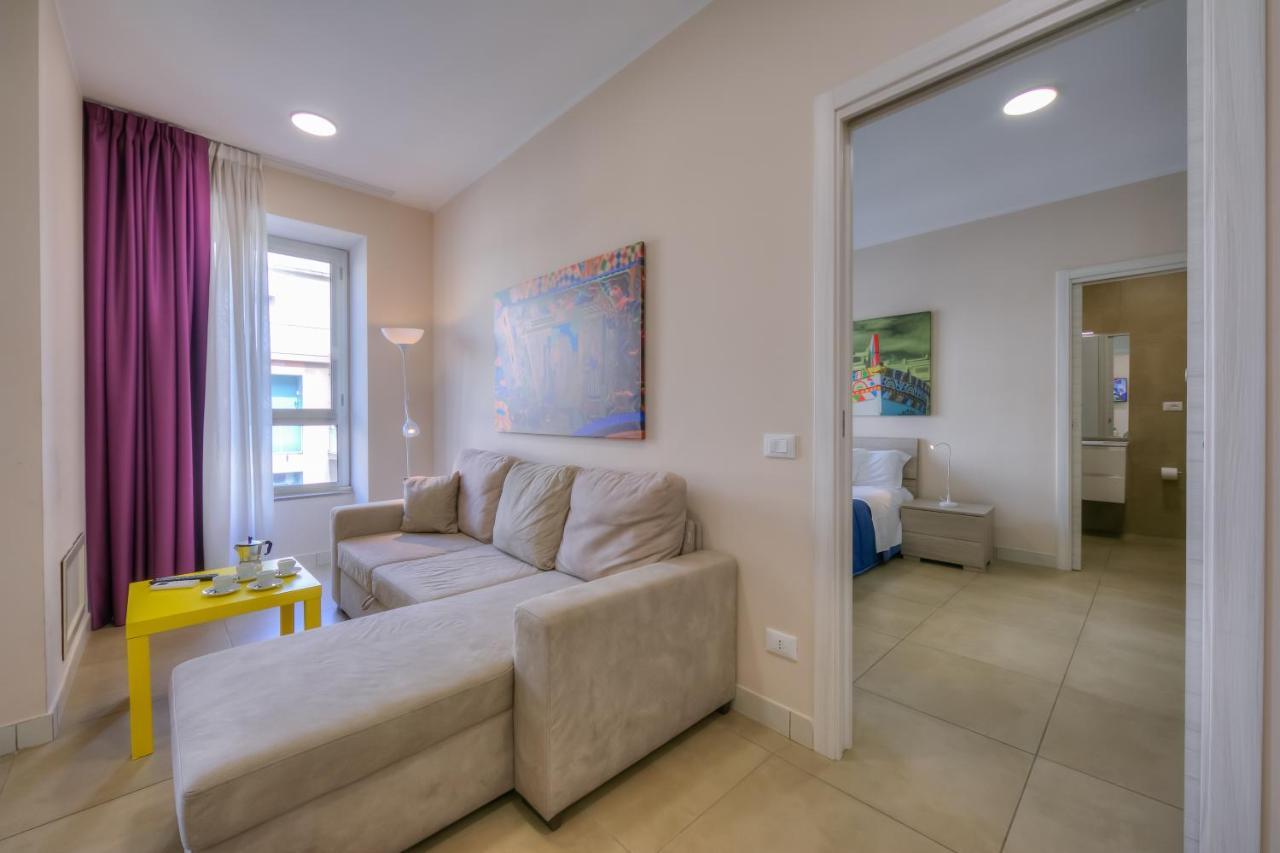 Palazzo Dei Delfini Apartments - Happy Rentals Catania Luaran gambar